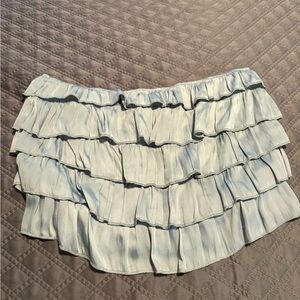 Elegant Light Green Strapless Ruffled Skirt